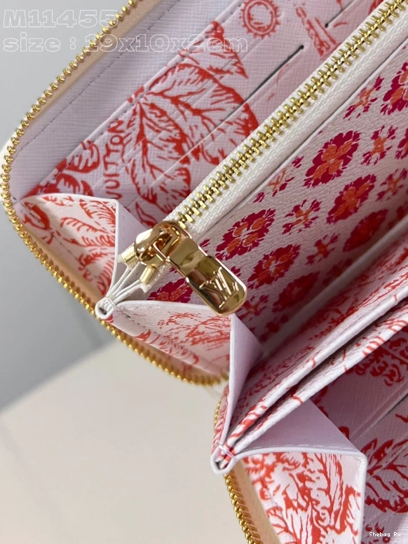 LOUIS VUITTON ZIPPY WALLET-10*20*2 cm 0820